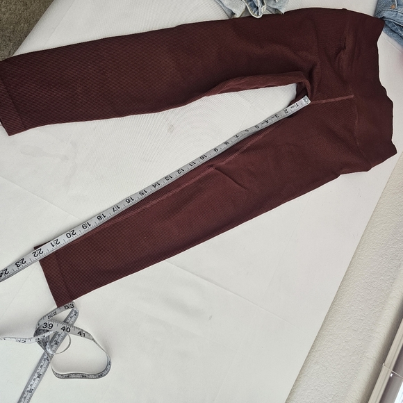 Spiritual Gangster Ribbed Seamless Yoga Leggings Size Medium Large - Picture 9 of 9